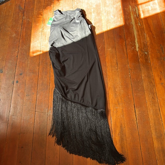 Elegant Black Fringe Dress - Picture 2 of 7